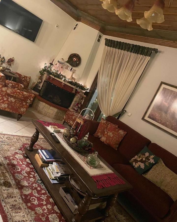 Valentini Guesthouse Karpenísion エクステリア 写真