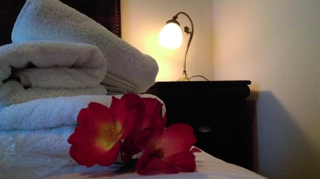 Valentini Guesthouse Karpenísion エクステリア 写真