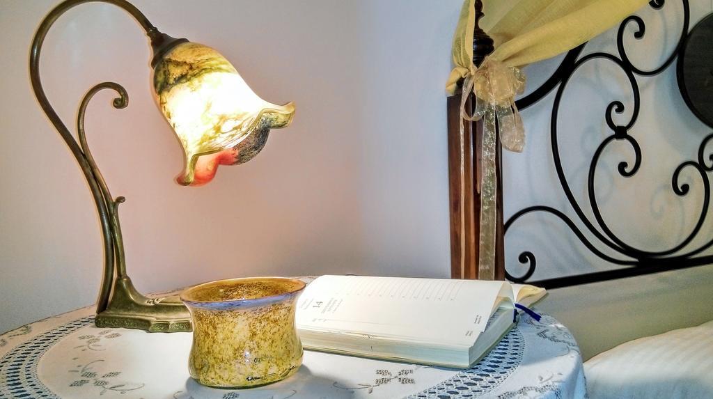 Valentini Guesthouse Karpenísion エクステリア 写真